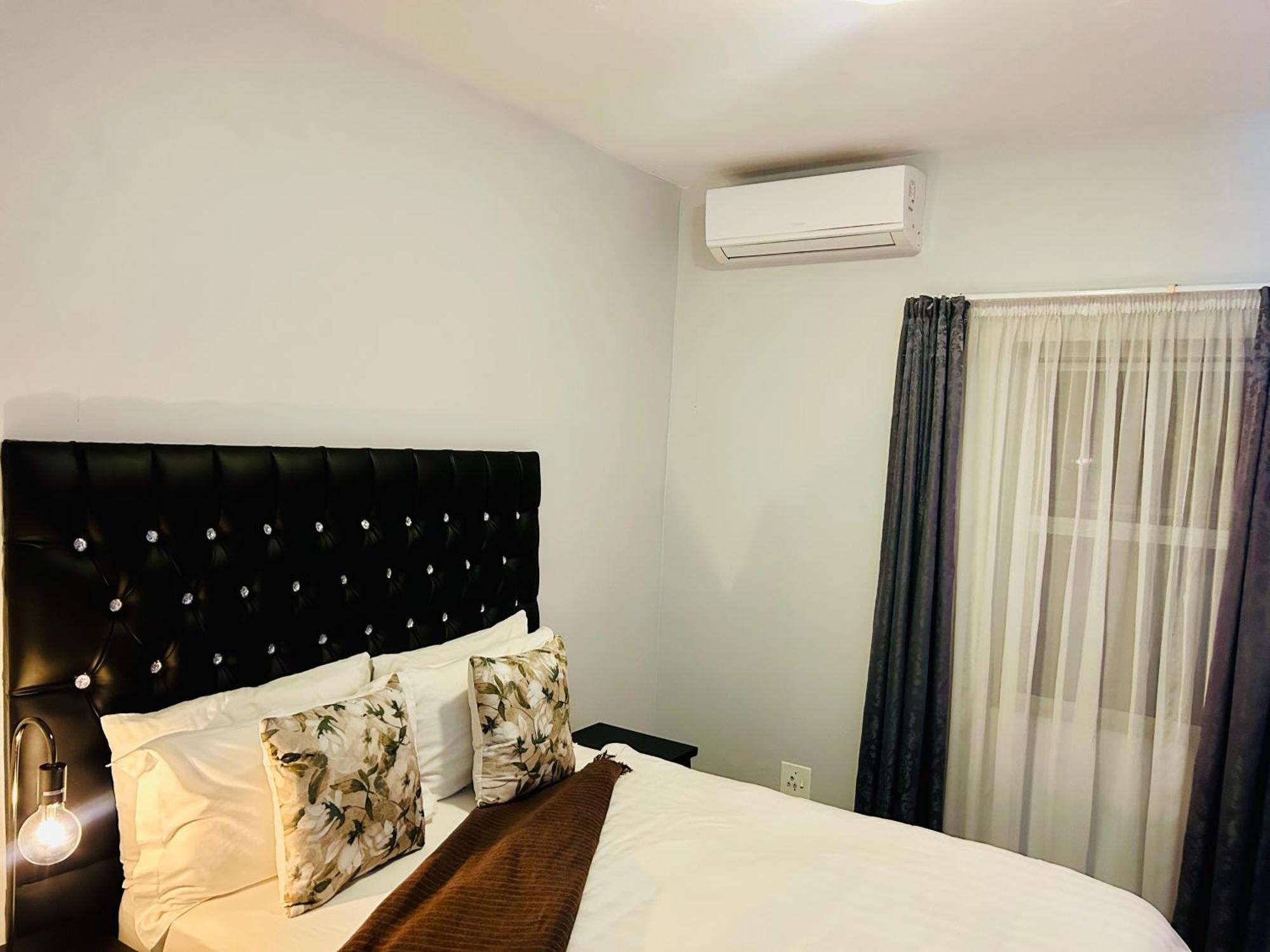 Skyfly Bed & Breakfast Manzini Exterior photo