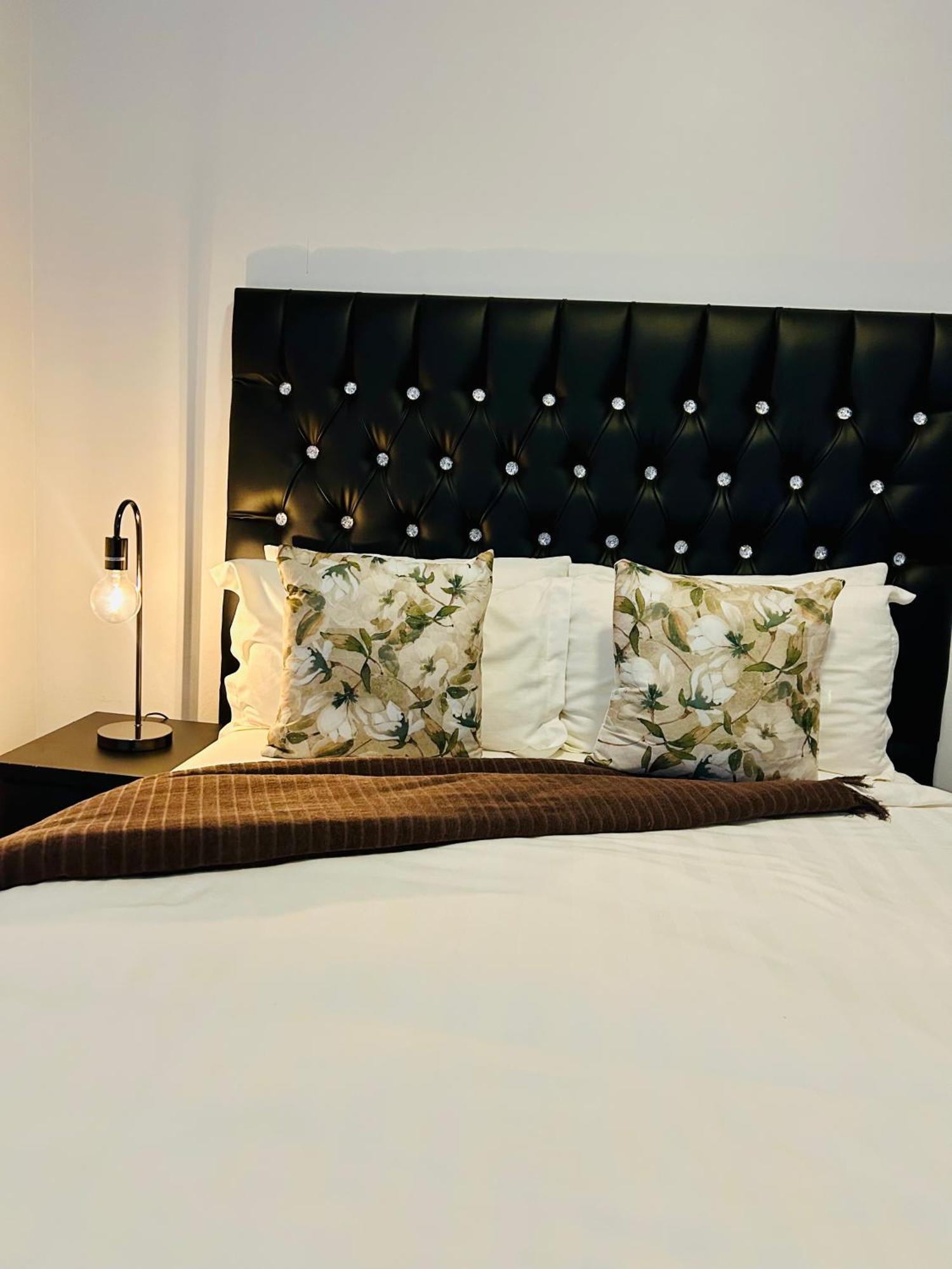 Skyfly Bed & Breakfast Manzini Exterior photo