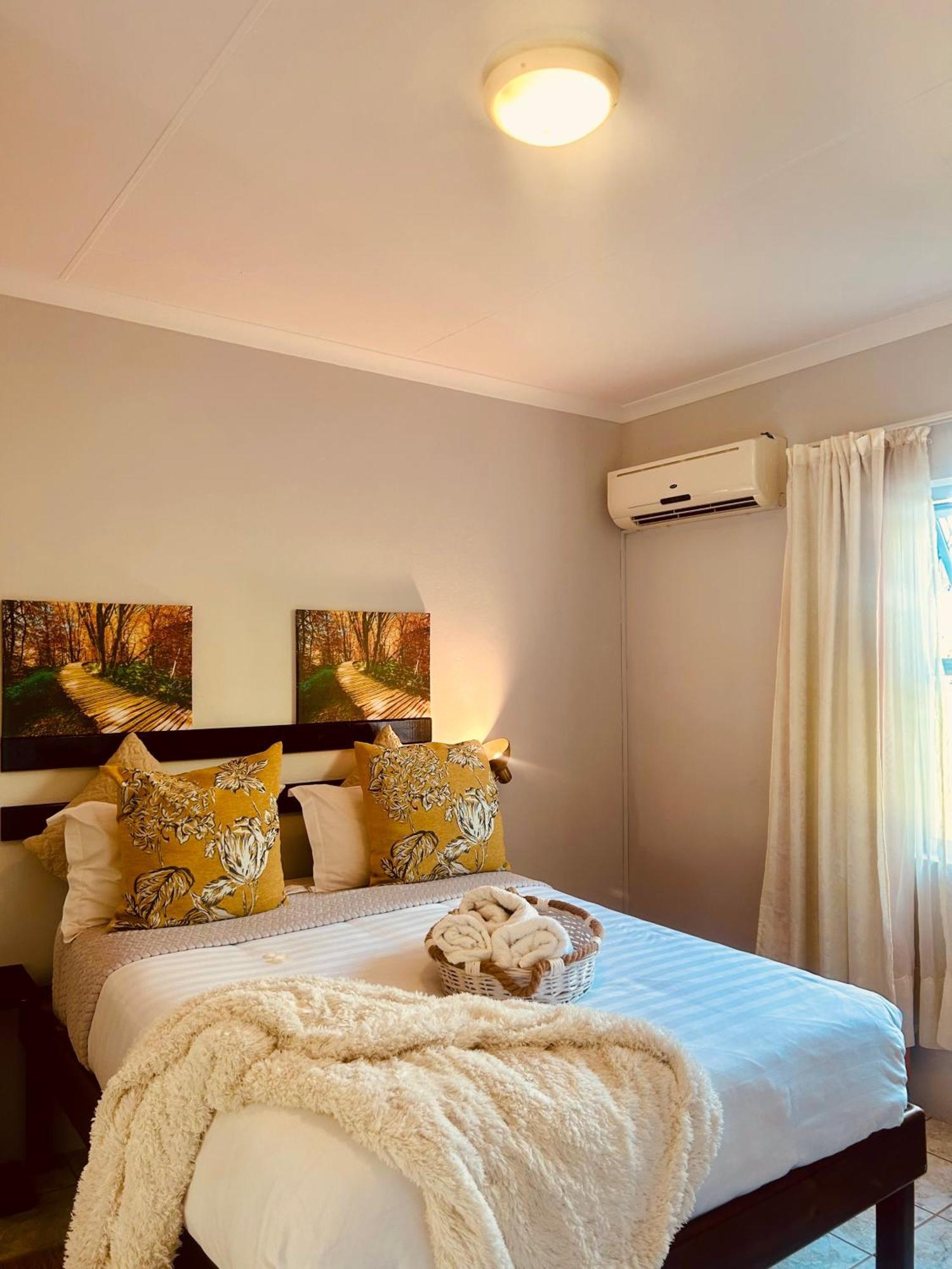 Skyfly Bed & Breakfast Manzini Exterior photo