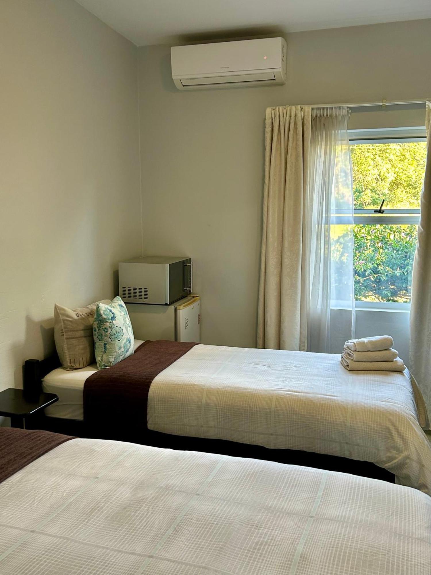 Skyfly Bed & Breakfast Manzini Exterior photo